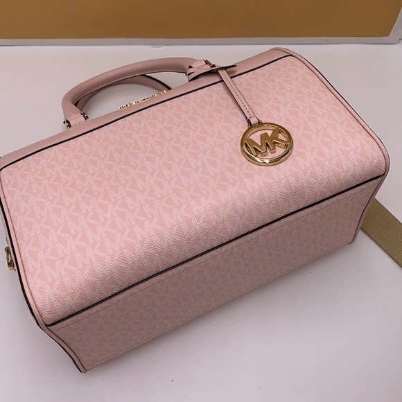 Michael Kors med Duffle Travel - Leather/Coated  Light Powder Blush - Picture 12 of 16